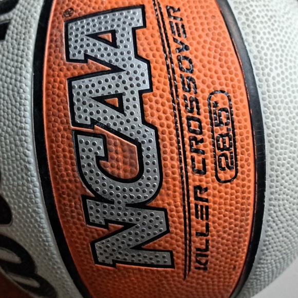Wilson NCAA Killer Crossover 28.5 Badketball in good condition. - Picture 2 of 3